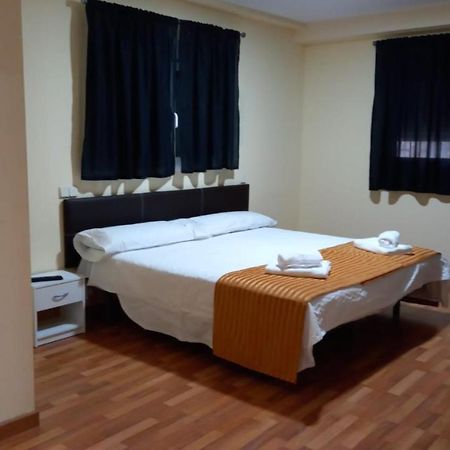 Las Olivas- Borox Aparthotel Sesena Nuevo ภายนอก รูปภาพ