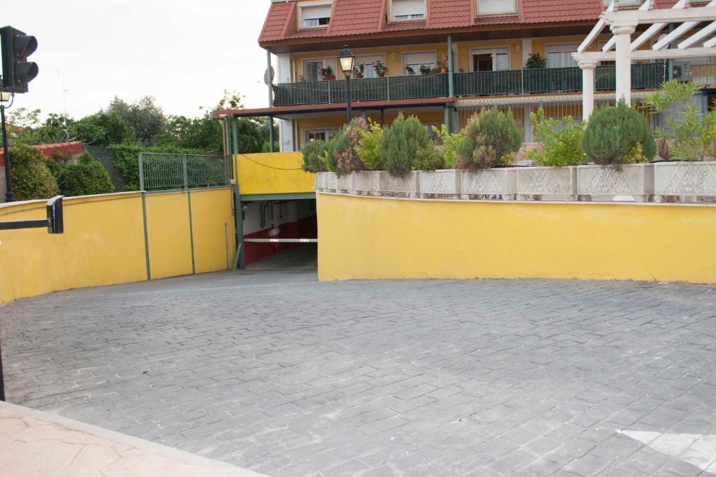Las Olivas- Borox Aparthotel Sesena Nuevo ภายนอก รูปภาพ